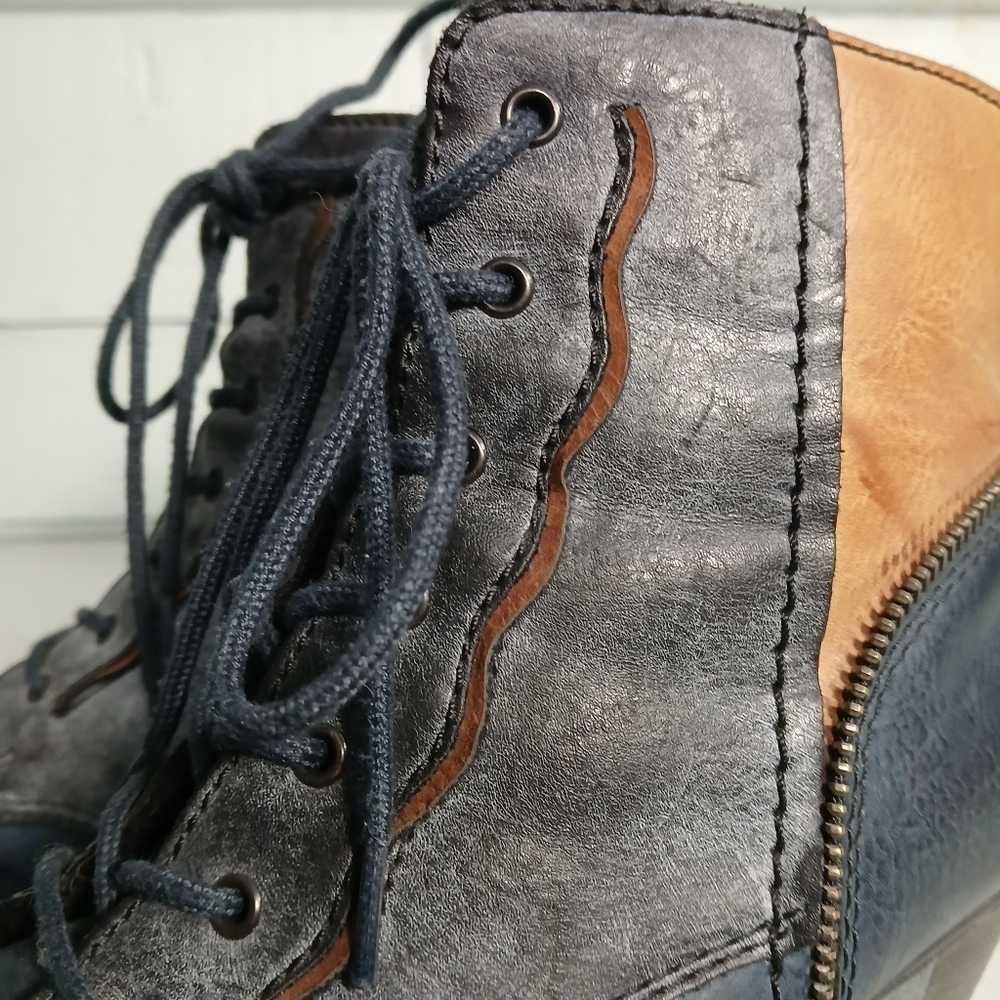 Rieker blue and tan ankle booties - Picture 3 of 11